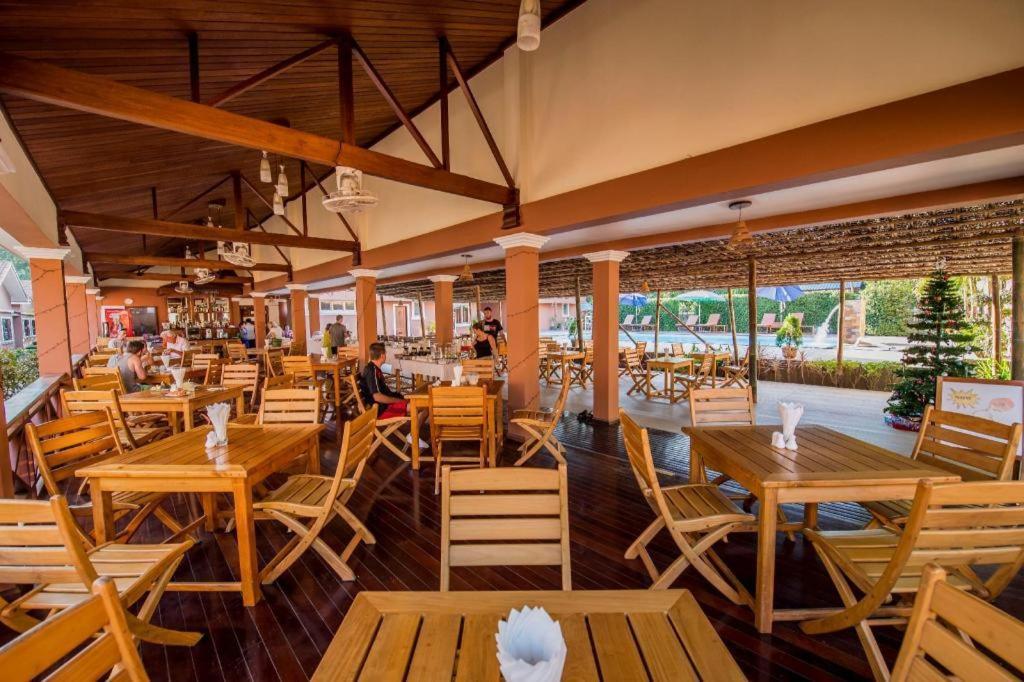 River Top Lodge Gyeiktaw Exterior photo