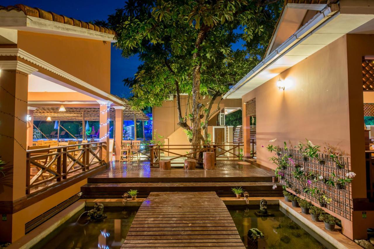 River Top Lodge Gyeiktaw Exterior photo